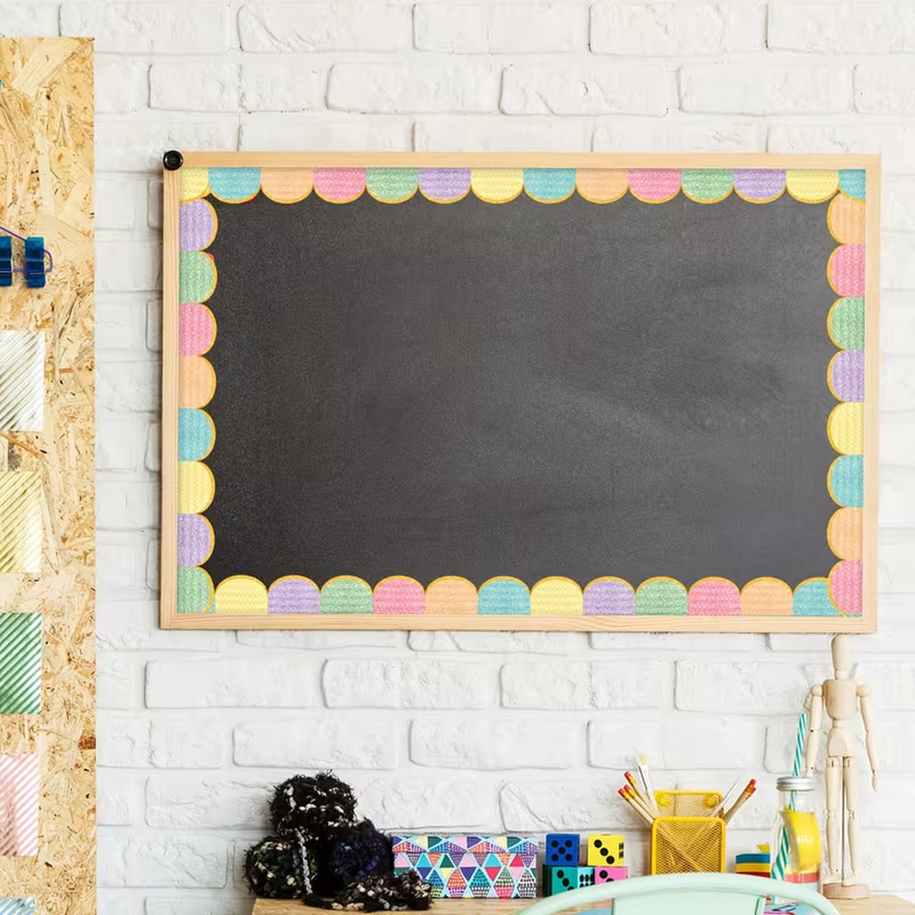Scalloped Bulletin Board Border